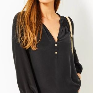Lilly Pulitzer Elsa Top in Black size M, EUC